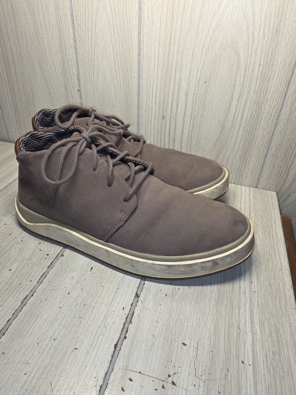 Olukai Papaku Ili Mens Leather Chukka Boots 10520-1313 Mustang Size 9 Comfort